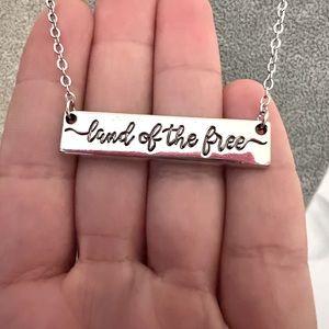 Paparazzi ‘Land of the free’ necklace